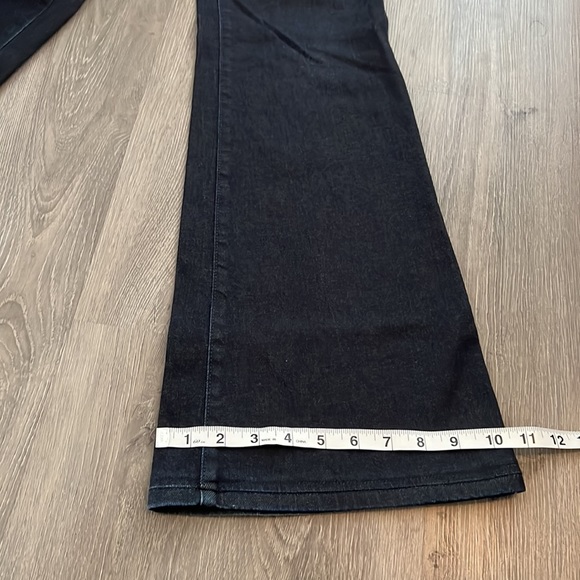 Juicy Couture jeans. Size 28 - Picture 7 of 8